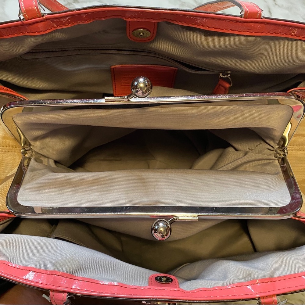 Coach Signature Stripe Satchel Kisslock Carryall Red Tan Canvas Leather F19190 - Picture 7 of 8